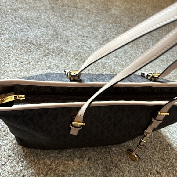 Michael Kors -Michael Kors Large Jet Set Travel Tote Large - Picture 6 of 9